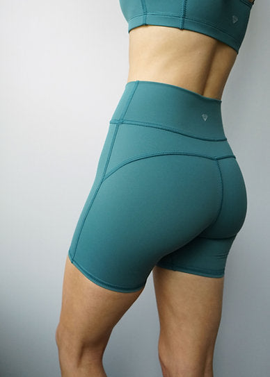 En L'Air Bike Short (FINAL SALE)